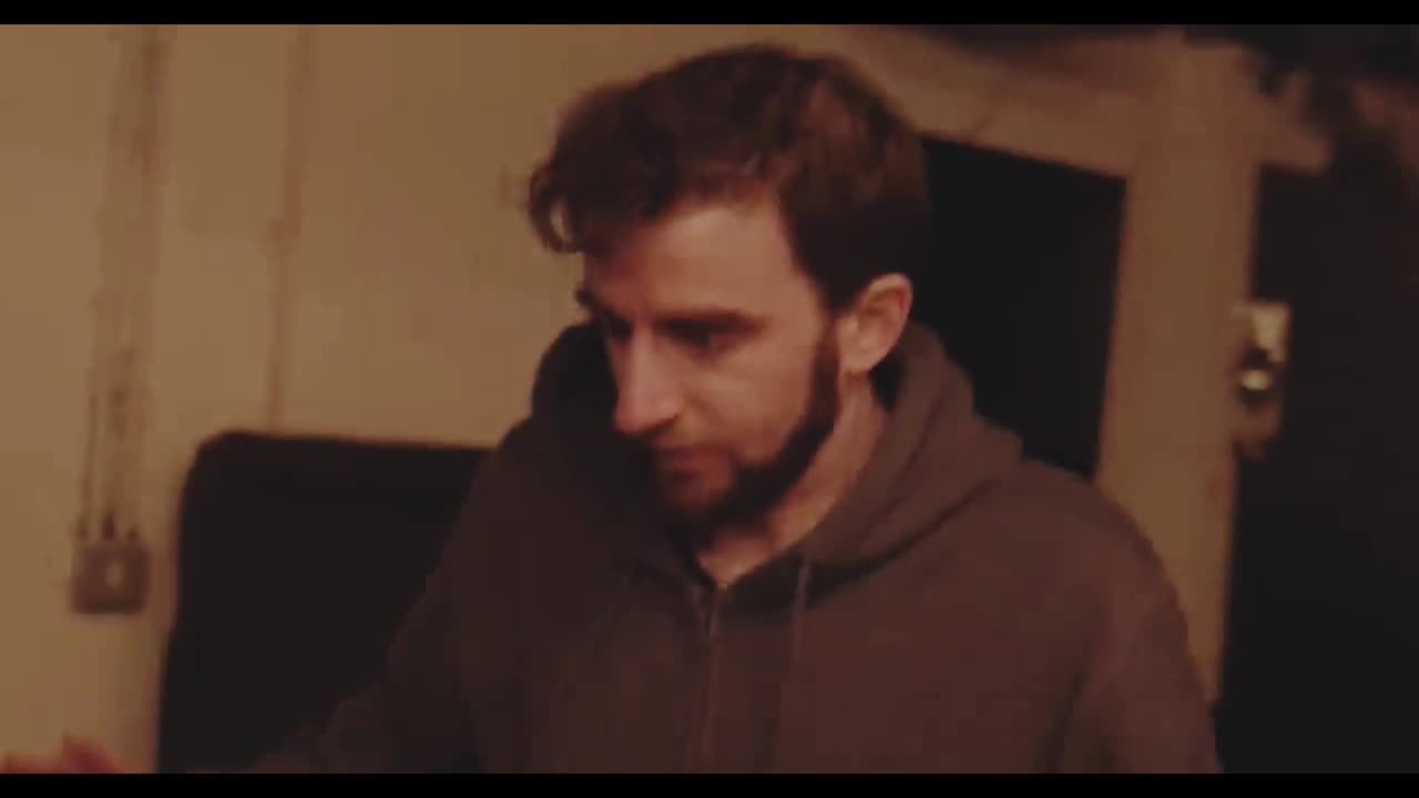 🎬👻 MOMO - Short Horror Film 💀🔪