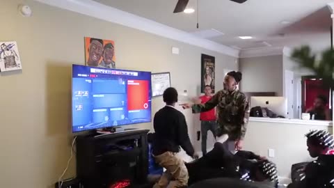 BROKE THE KID'S PS4!! (SAVAGE)