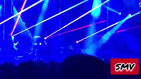 #ShittyMillennialVideos 📱📹🎬 Mastodon 🐘 - Hearts Alive ❤️‍🔥 @ ShoWare Center Kent, WA 08/17/2024