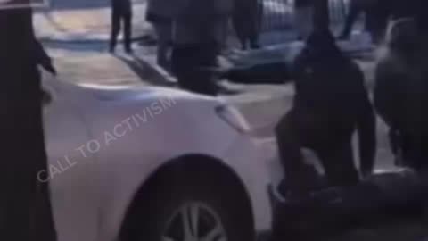 ICE Agent frantically yelling, “where’s the gun???!”