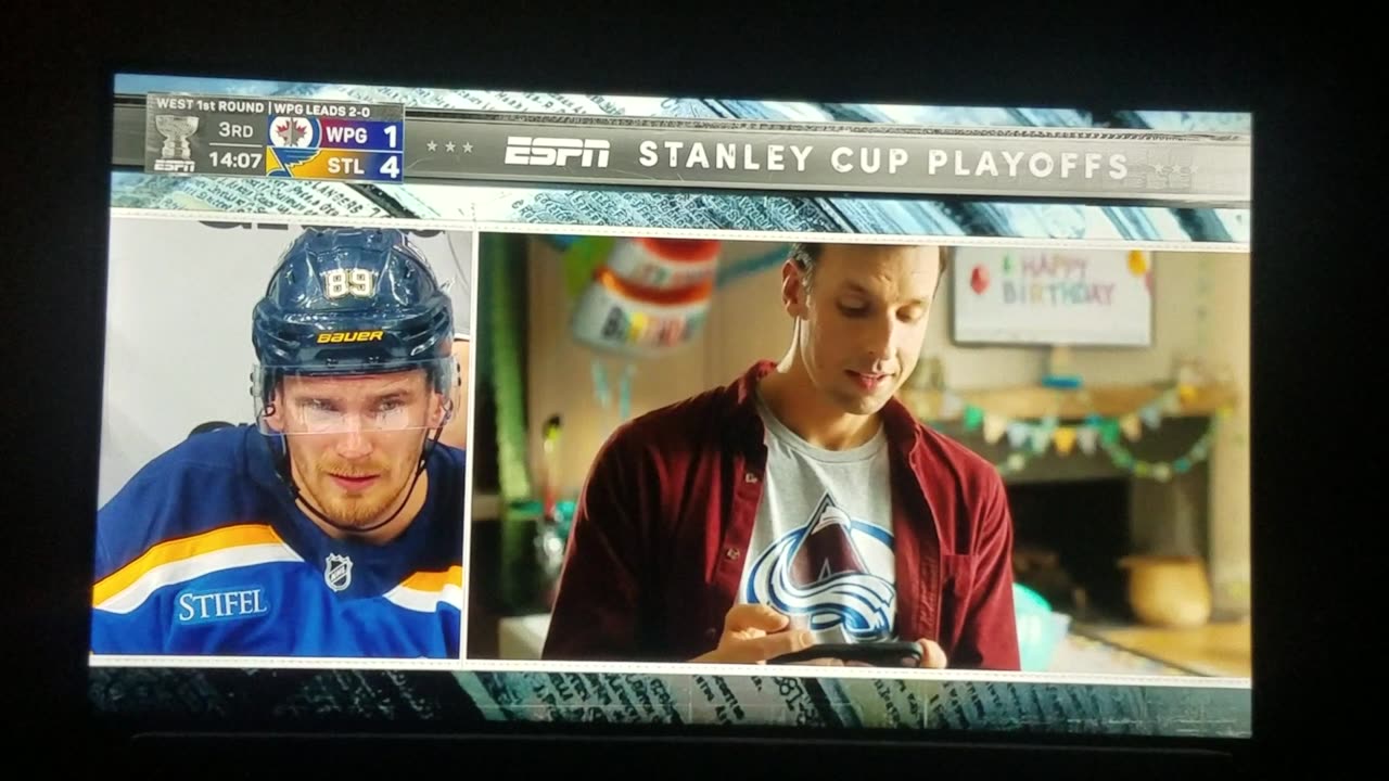 West 1st Round Game 3 - WPG vs STL - Blues Lead 4-1