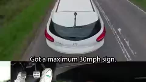 POLICE AHEAD!, Driving with Waze