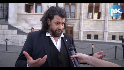 Most Puzsér és Hadházy fárasztja kis a magyarokat értelmetlen tüntetésekkel