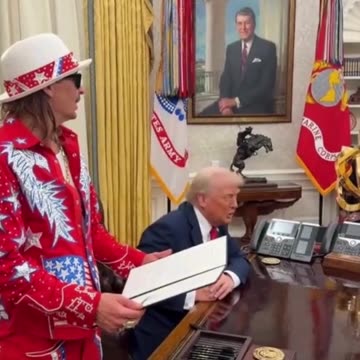 Sense of humor is back in the White House! 😂