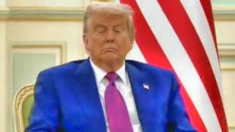 Trump Falls Asleep During His Own Briefing In Saudi Barbaria: Relax Tonight with Aladdin