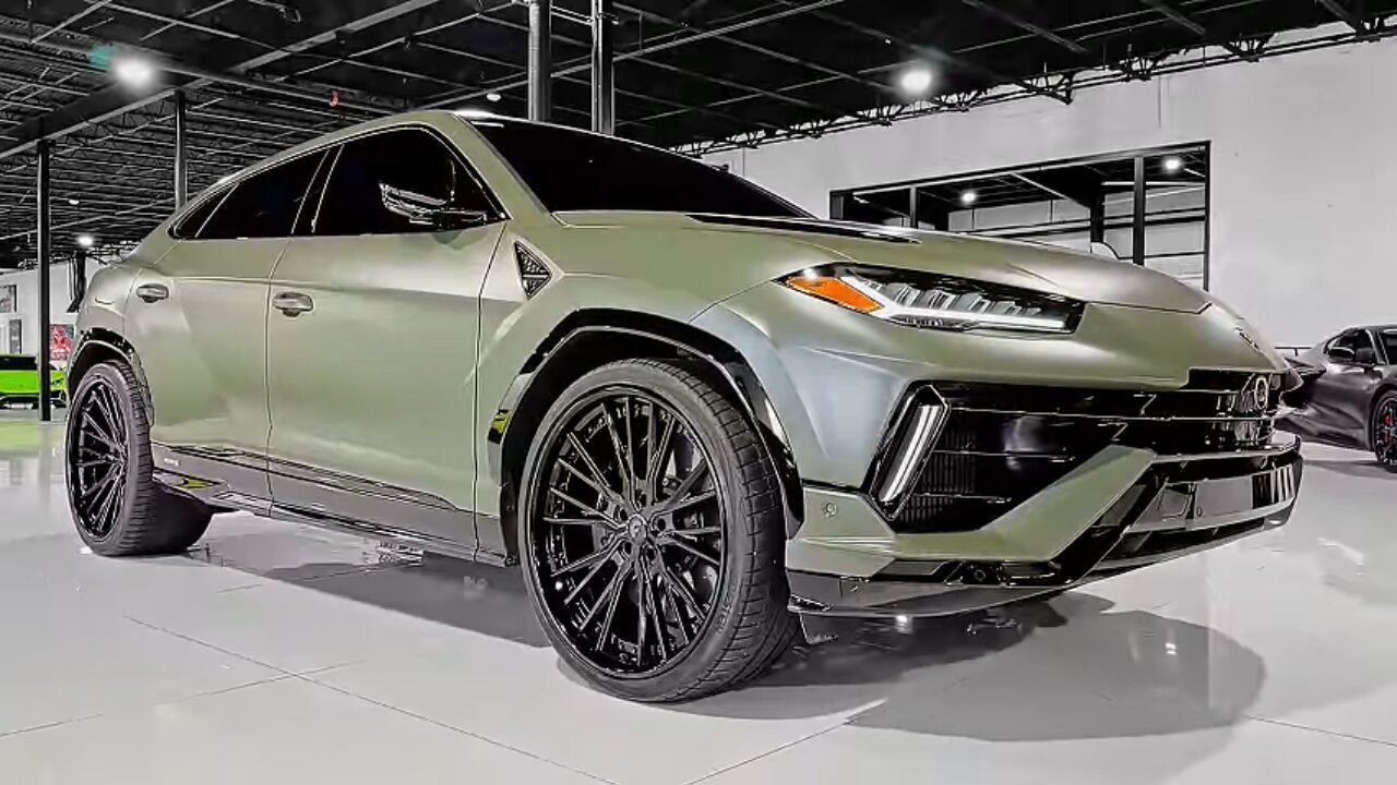 2025 Lamborghini Urus