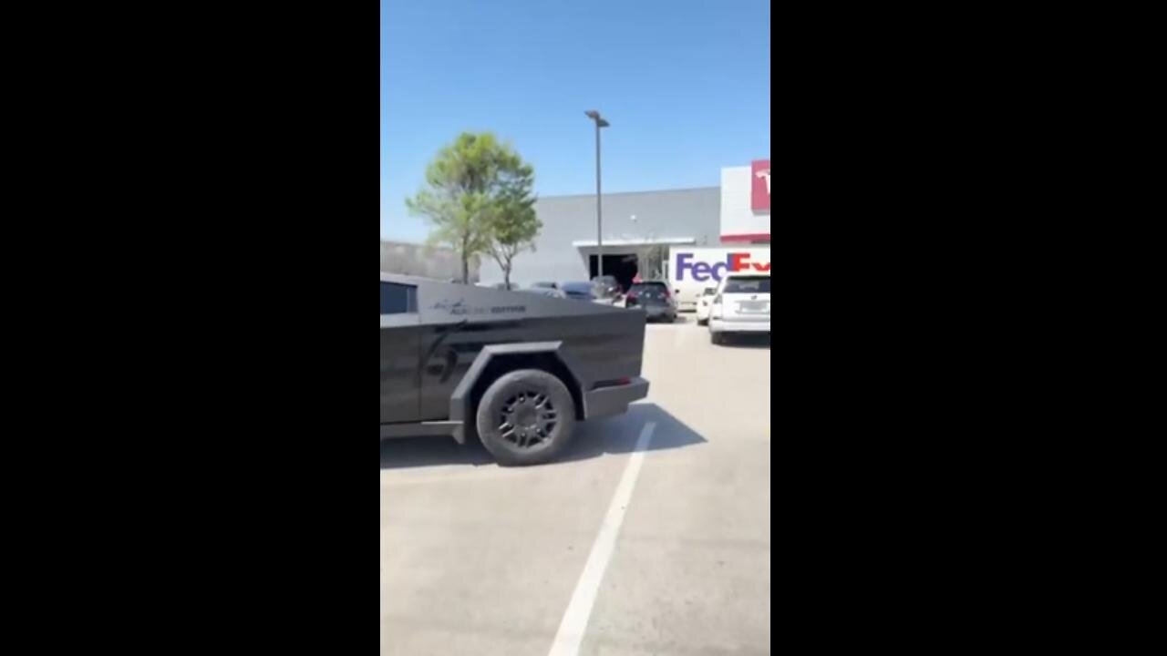 Police Find & Remove Homemade Bomb at Tesla Dealership in Austin TX