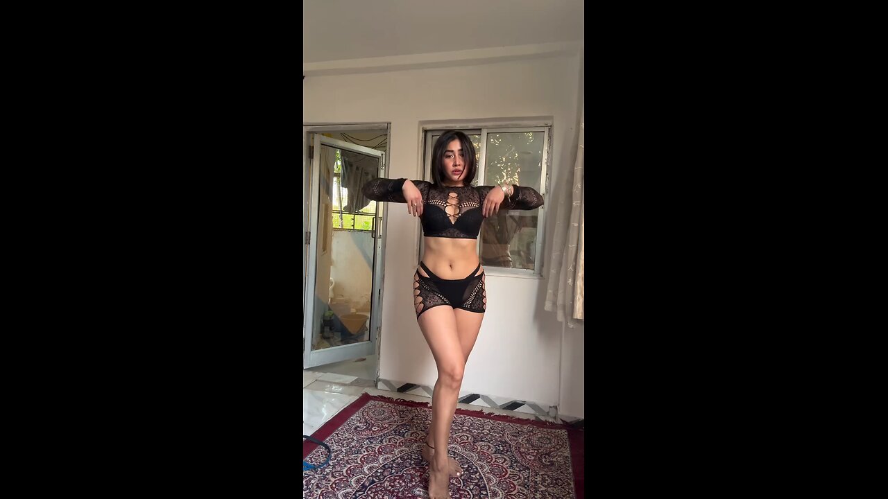 dancing iconic move