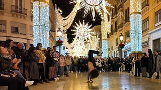Live Street Show on Larios — Málaga Getting Ready for Christmas & New Year 🎄