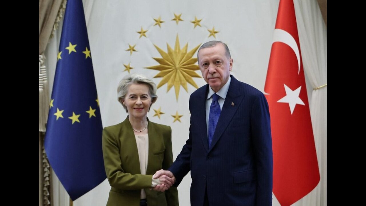 UE, Erdogan: Via la maschera