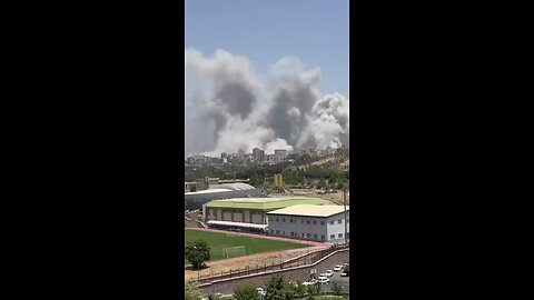 Israeli Air Force Now Carrying Out 'Unprecedented Powerful' Strikes on Government Targets in Tehran