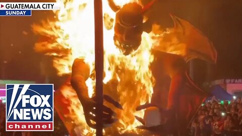 Decapitated Trump effigy BURNED at Christmas festival