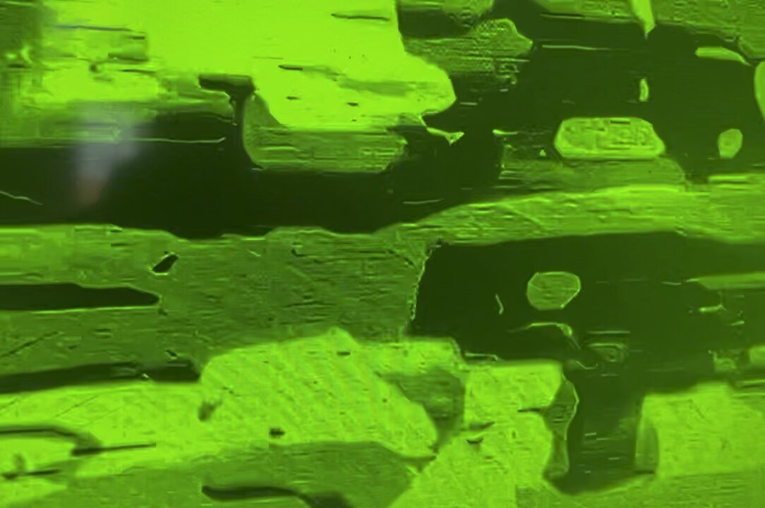 Fractal oddity(epilepsy warning)