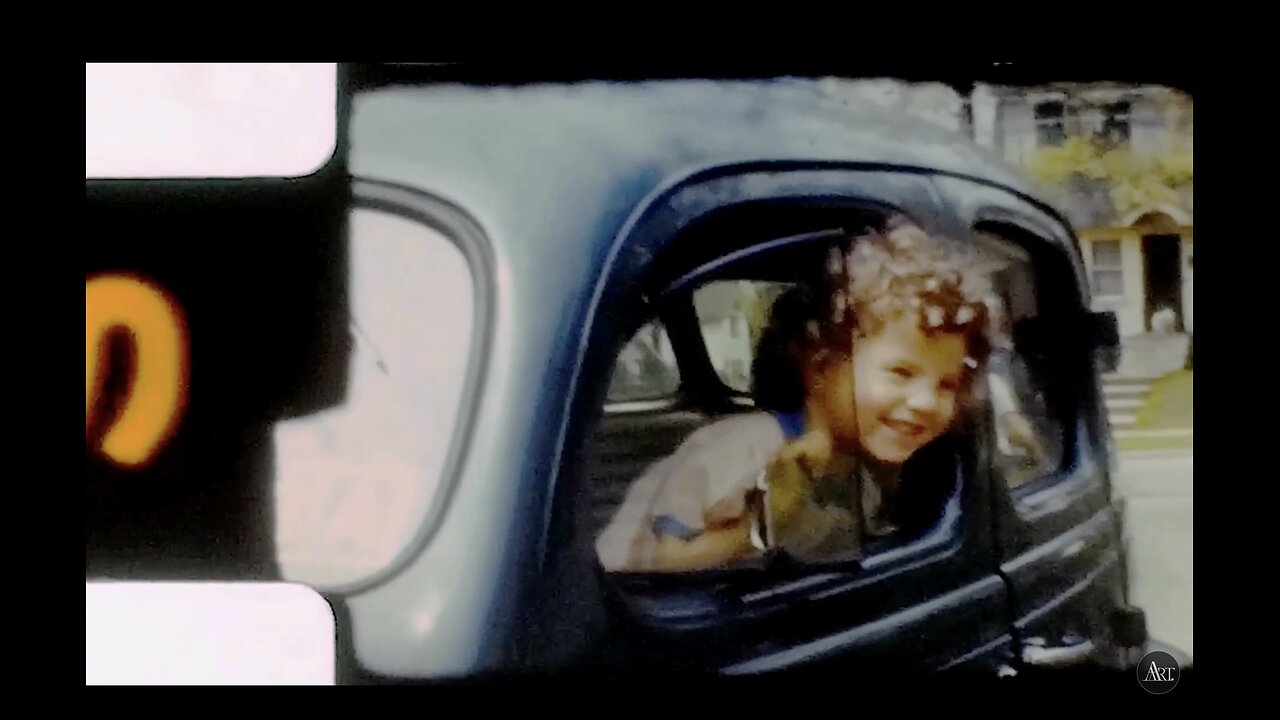 Kindera – “Sovietwave Odyssey” 🚗🌄 | A Memory of Movement Through Time