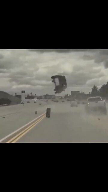 CAREFUL DRIVING CAUSED🛣️🚙🛞🛻FREAK CAR ACCIDENT🚗🚛🚚💫