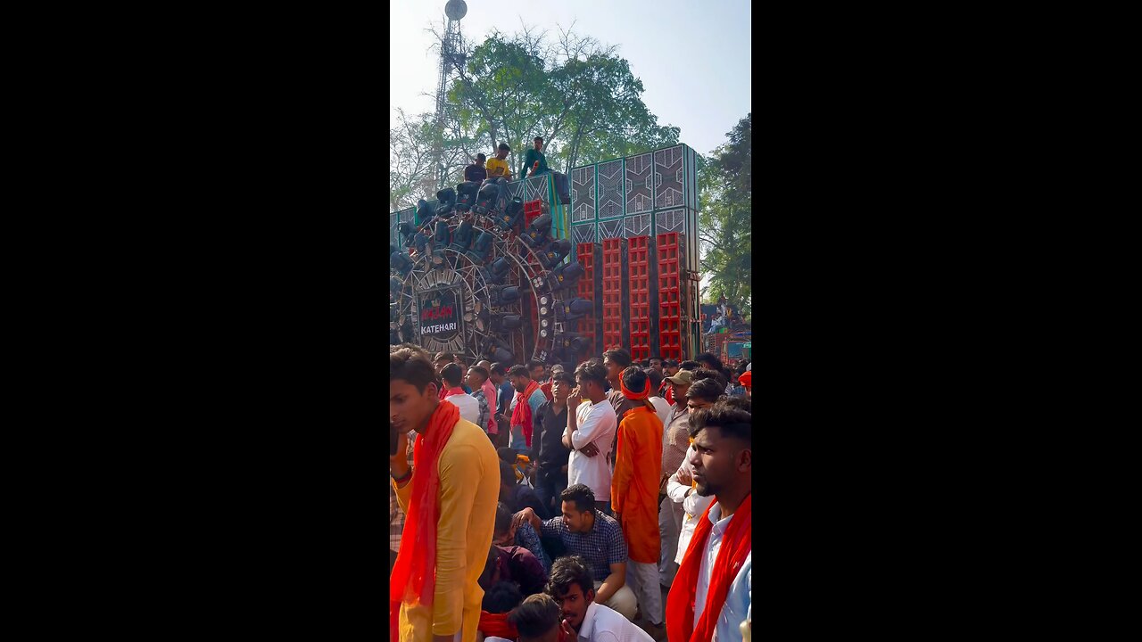 aapane kabhi Aisa DJ Dekha tha