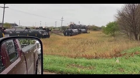 wow another one tips over... Must be the tracks...