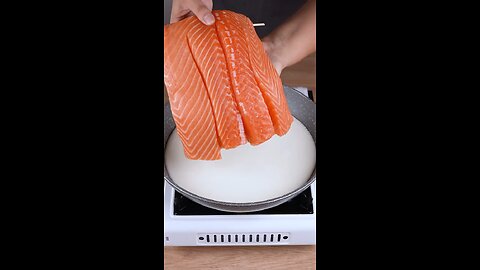 A genius trick for cooking salmon! From now on I'll only do it like this #cooking #Recipe