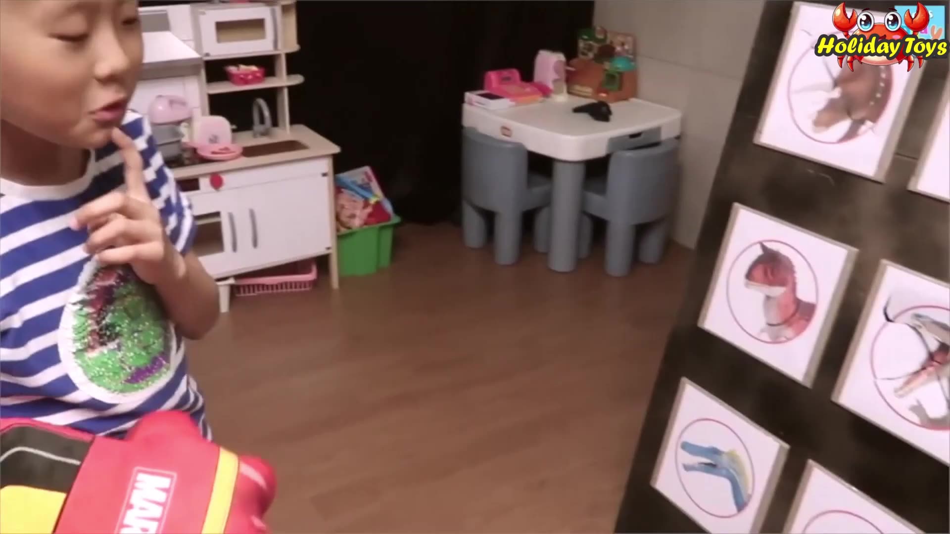 Hit the Giraffe Picture to Get the Egg Inside