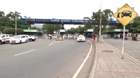 Colombia reinforces border with Venezuela after US strikes