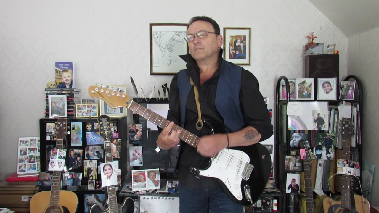 Paul Murphy - 'You're Out Of Cards' . [ Take 2 ]