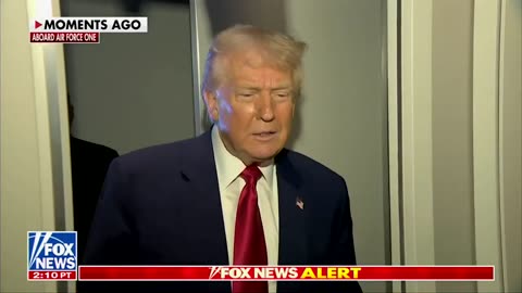 President Trump shows off new Gold Card