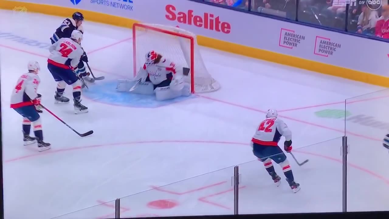 CBJ C #23 Sean Monahan 🥅(19)🏒Wrist-Shot Goal