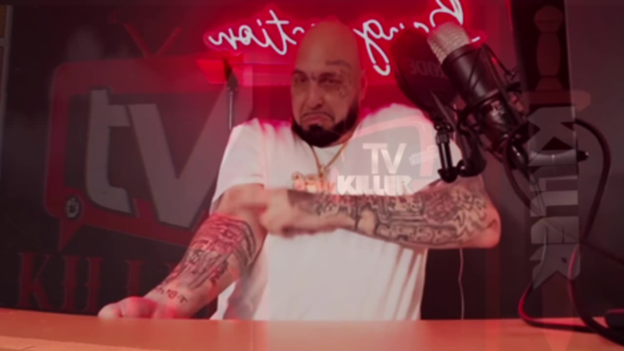@unkle_bang01 CRASH OUT ON OG MURDA SAYS HES Going to BAT THE HELL OUT OF HIM