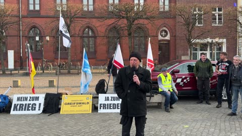 Greifswald - Jens - Eröffnung der Kundgebung 21-04-2025