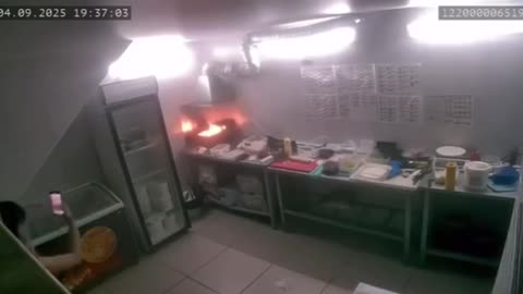 💀🔥 You Won't Believe This Grease Fire Fail! | FunFM