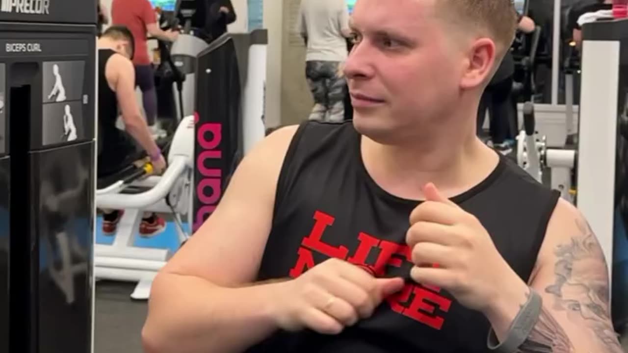 zloysmex Как дела в качалке, пацаны?