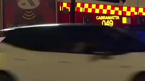 Thieves' joyride in stolen car ends in crash - 7NEWS Australia (720p, h264)