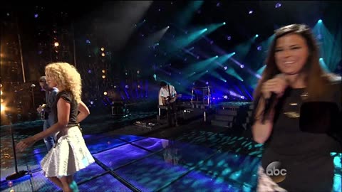 Pontoon - Little Big Town (live)