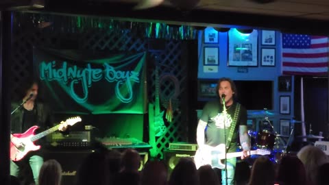 Mike tramp ( live)