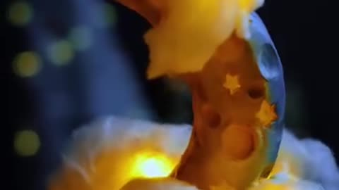 Фонарик в форме месяца из пластичного шоколада 🌙💫