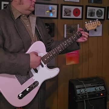 Trent Page playing Kiss.