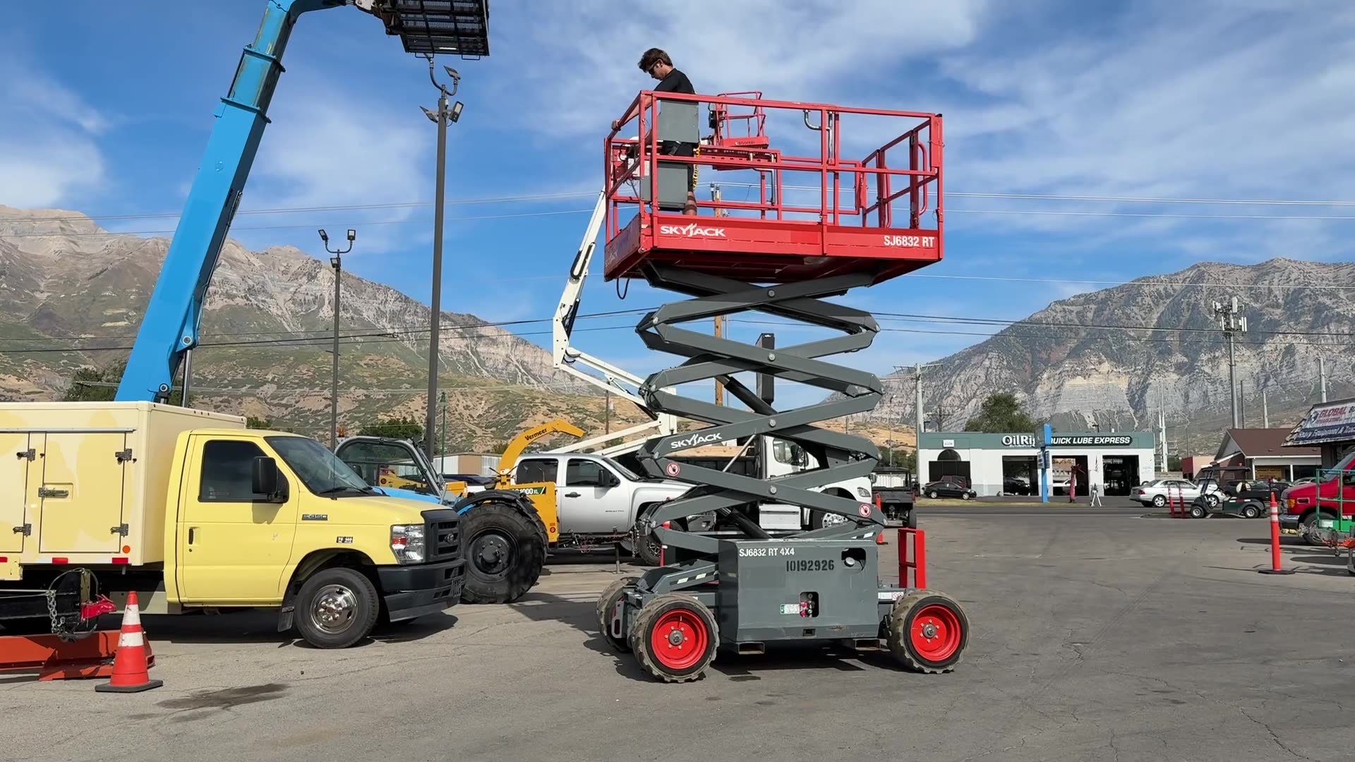 Scissor Lift 2016 Skyjack SJ6832RT 4x4 32’ Diesel Rough Terrain