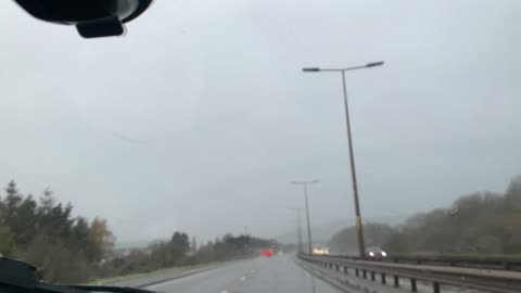Driving to Tesco's in the snow (14/11/2025)
