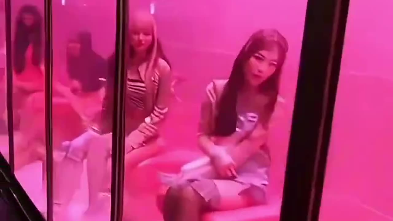 Wait, what? When did Japan become Amsterdam?