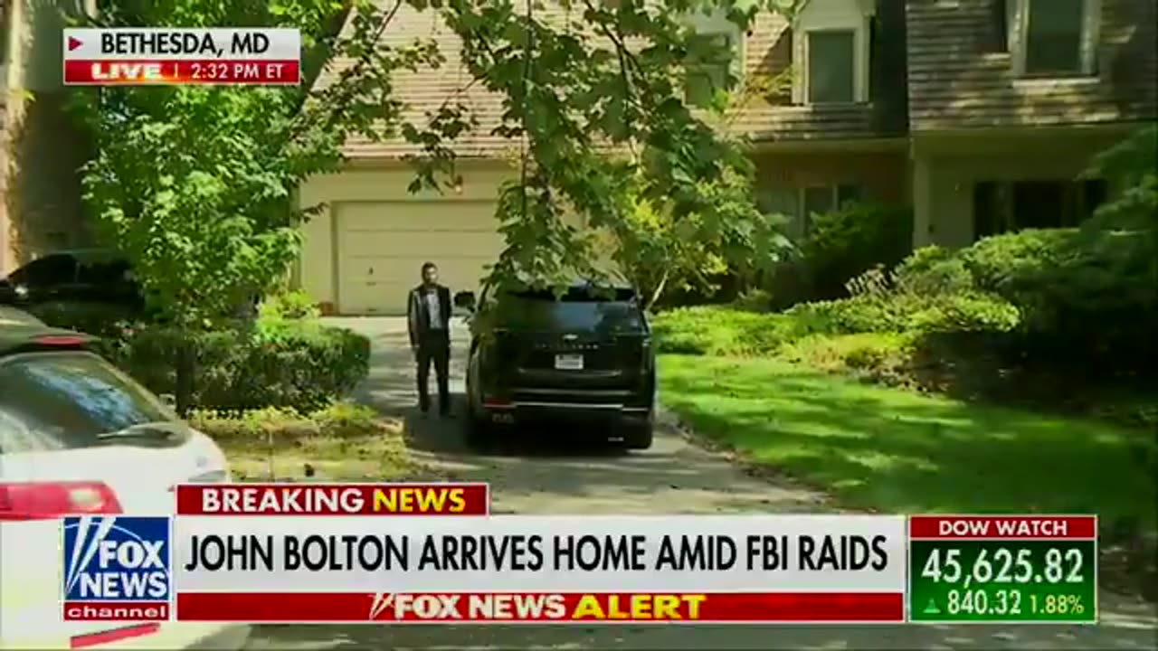 BREAKING 🚨 After a 7 hour FBI raid, John Bolton just returned home. He looks VERY angry 🤣