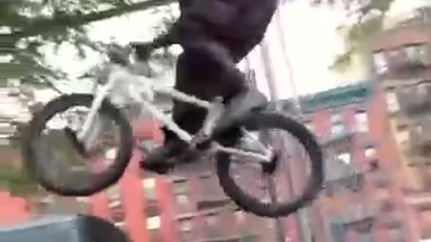 Trending: Other bmx tricks vs this man ☠️ #shorts #viral #newyork #usa #usaconte