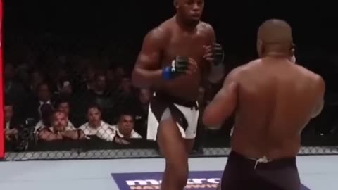 A Fat Jon Jones Would Still Beat A Fat Daniel Cormier in Heavyweight!
