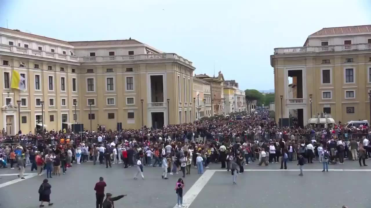 R.I.P. Papst Franziskus - Letzte Fahrt Papamobil Ostersonntag 2025