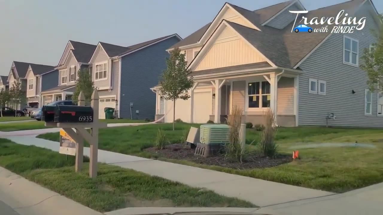 DRIVE WITH ME THROUGH BROWNSBURG, INDIANA | A BEAUTIFUL PLACE TO CALL HOME
