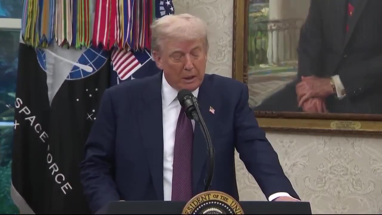 POTUS-APPLE ANNOUNCING THAT IT WILL INVEST $600 BILLION IN THE U.S. OVER THE NEXT 4 YRS