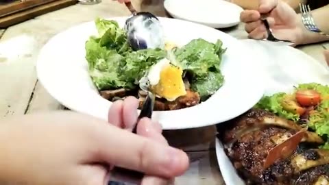 Giant Steak Challenge at The Ribs and Dips – Monstrous Meat Feast
