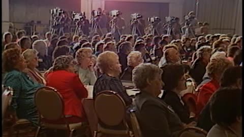 American Legion Wom... - American Legion Women. President Ronald Reagan enters and ma - 3-1-1984-E49