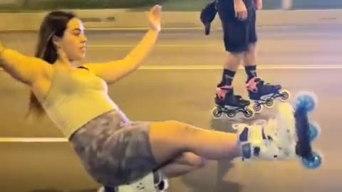 She’s Rollerblading on ONE Wheel – You Have to See This!