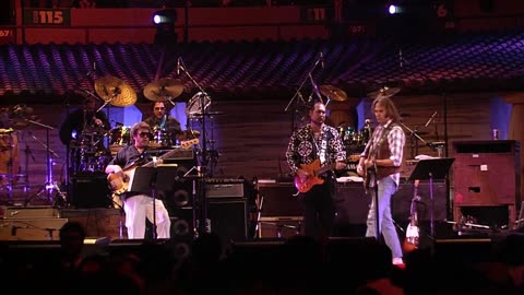 Just Like Tom Thumb's Blues (Bob Dylan cover) - Neil Young (live)