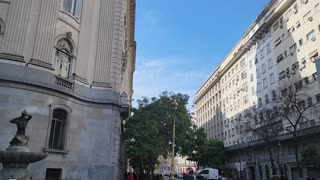 PLAZA EN BUENOS AIRES ARGENTINA